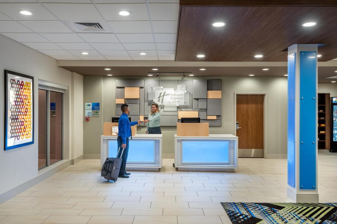 Holiday Inn Express & Suites - Punta Gorda By Ihg Exterior foto